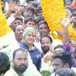 komatireddy venkat reddy fire on cm kcr