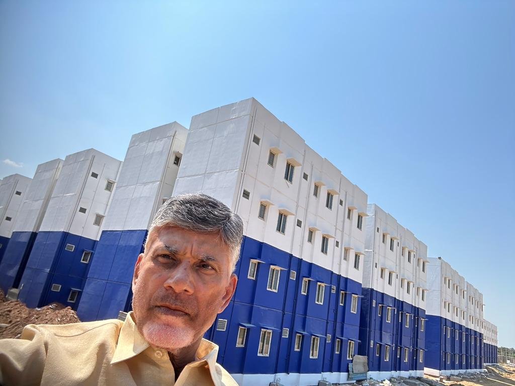 Chandrababu Naidu selfie challenge to CM YS Jagan